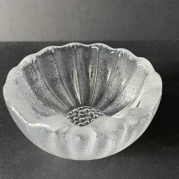 Dartington Daisy, tealight holder/ small bowl, Frank Thrower 6cm x 11cm