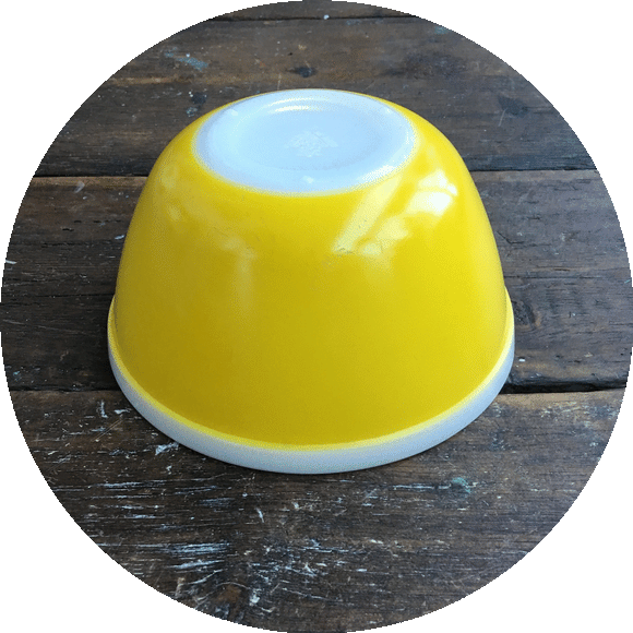 702 JAJ Pyrex Yellow Mixing Bowl