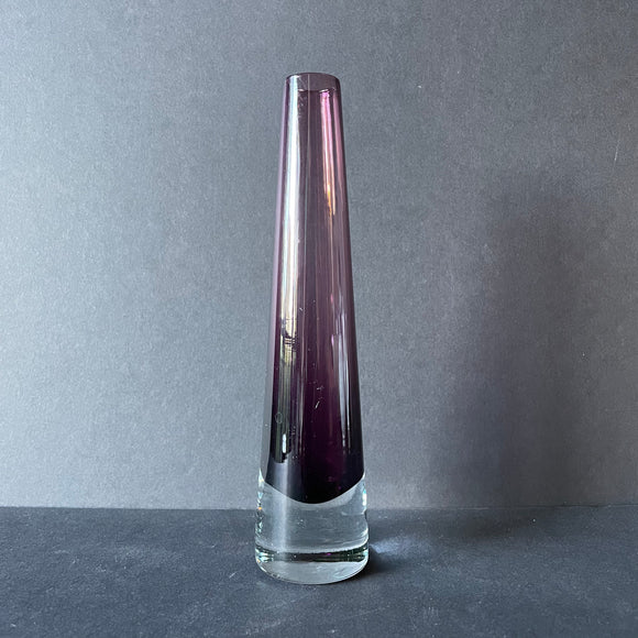 Sea Glasbruk Chimney Vase, purple 20 cm