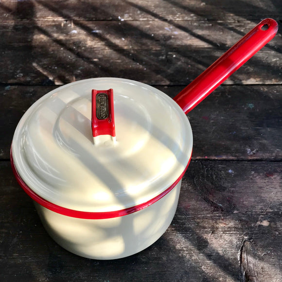 Judge Ware, vintage enamel pot 17.5cm, cream with red rim