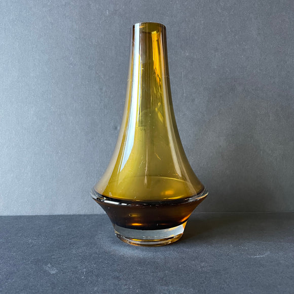 Riihimäen Lasi Oy / Riihimaki Amber Glass Vase model 1379