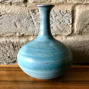 Annette Fuchs studio pottery Vase