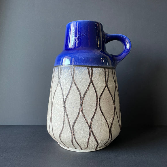 1533-24 Carstens Tönnieshof  handled Ceramic Vase, blue, off-white