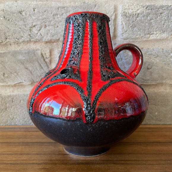 Fohr, west Germany, handled Fat Lava Vase, red/black
