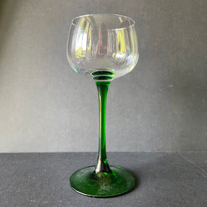 Luminarc Green Stem Glassware, France (curved stem)