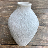 7810 Kunstporzellan Ilmenau GDR white bisque Vase