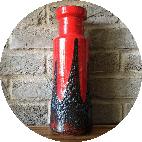 505 32 West German Vase - Scheurich, red and black Fat Lava glaze